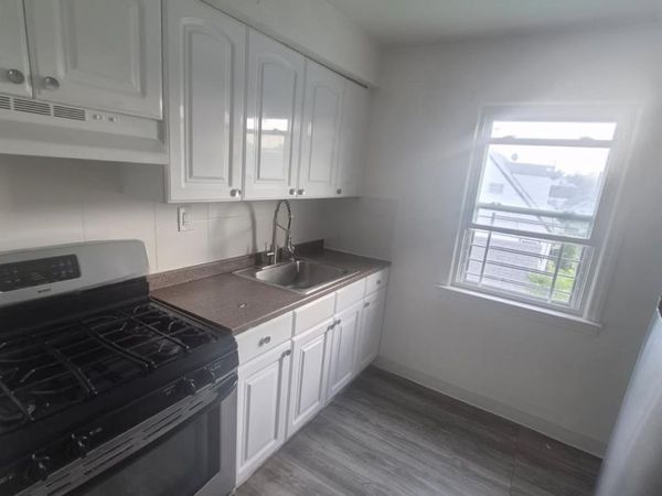 Unit apt 2, Rosedale, NY 11422