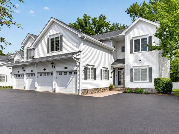 1684 Cassady Place, Plymouth, MI 48170