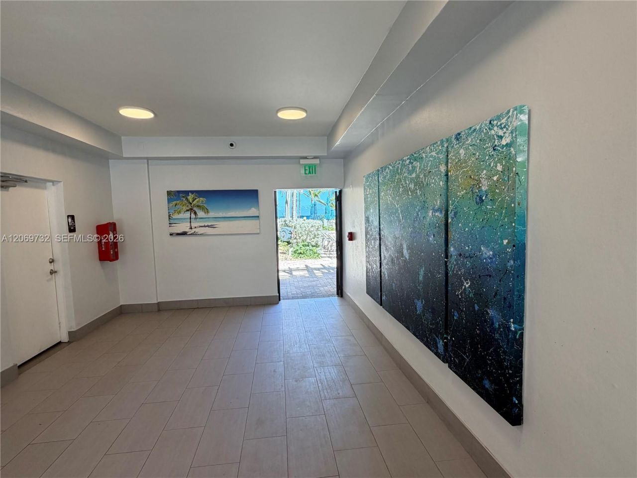 2011 N Ocean Blvd , Unit 602, Fort Lauderdale, FL 33305 Photo