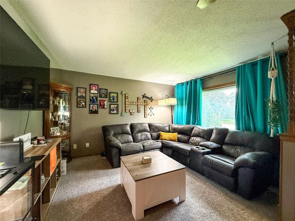 332 W Mamie Eisenhower Avenue, Boone, IA 50036