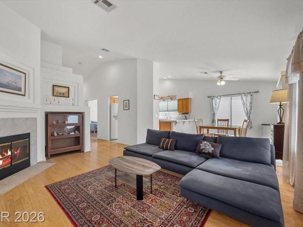 3743 Tohono Canyon Street , Las Vegas, NV 89147