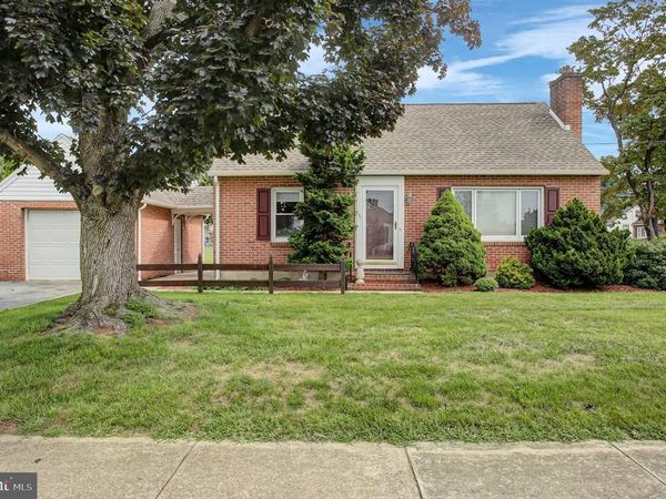 571 HIGHLAND AVENUE, CHAMBERSBURG, PA 17201