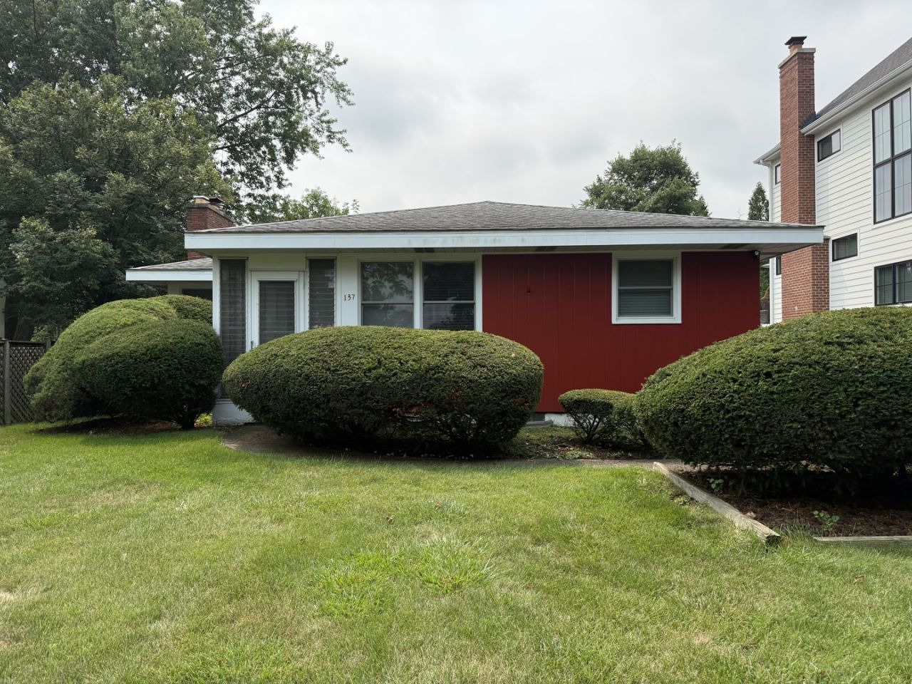 137 Chicago Avenue, Clarendon Hills, IL 60514 Main Photo
