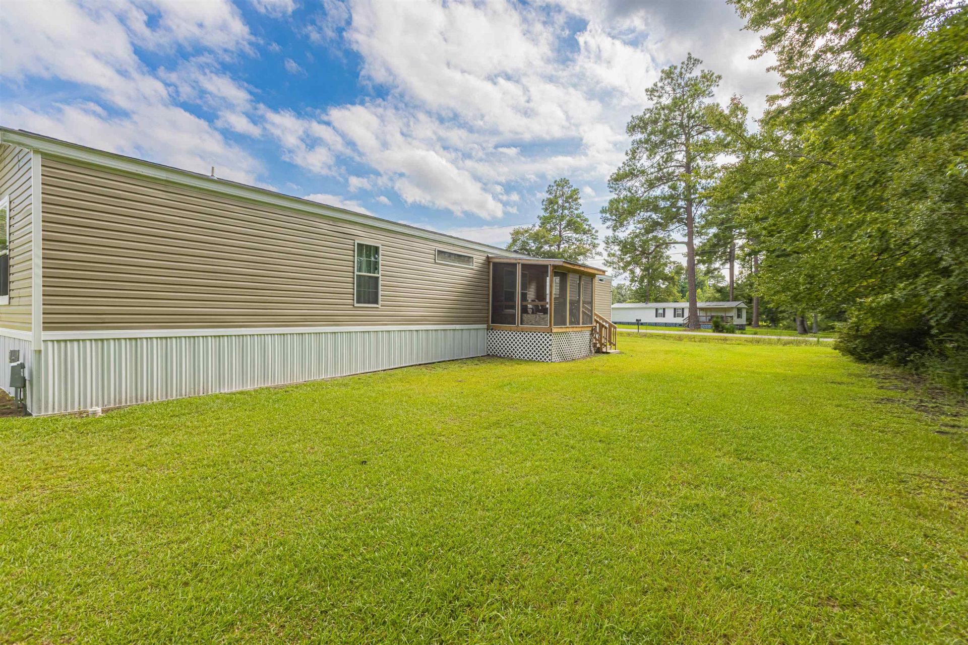 301 Allison Court Photo 21