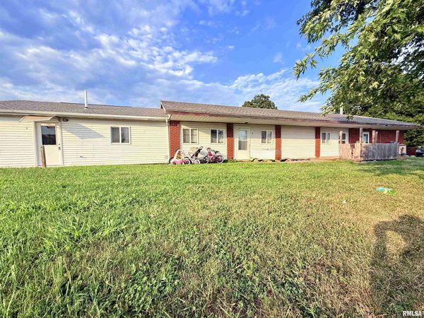 114 CENTRAL Avenue, Kincaid, IL 62540