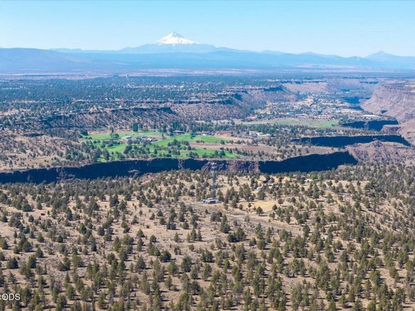 SW Park Lane, Unit 203, Terrebonne, OR 97760