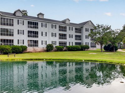 2204 Cypress Pointe Lane, Unit B204, Manning, SC 29102