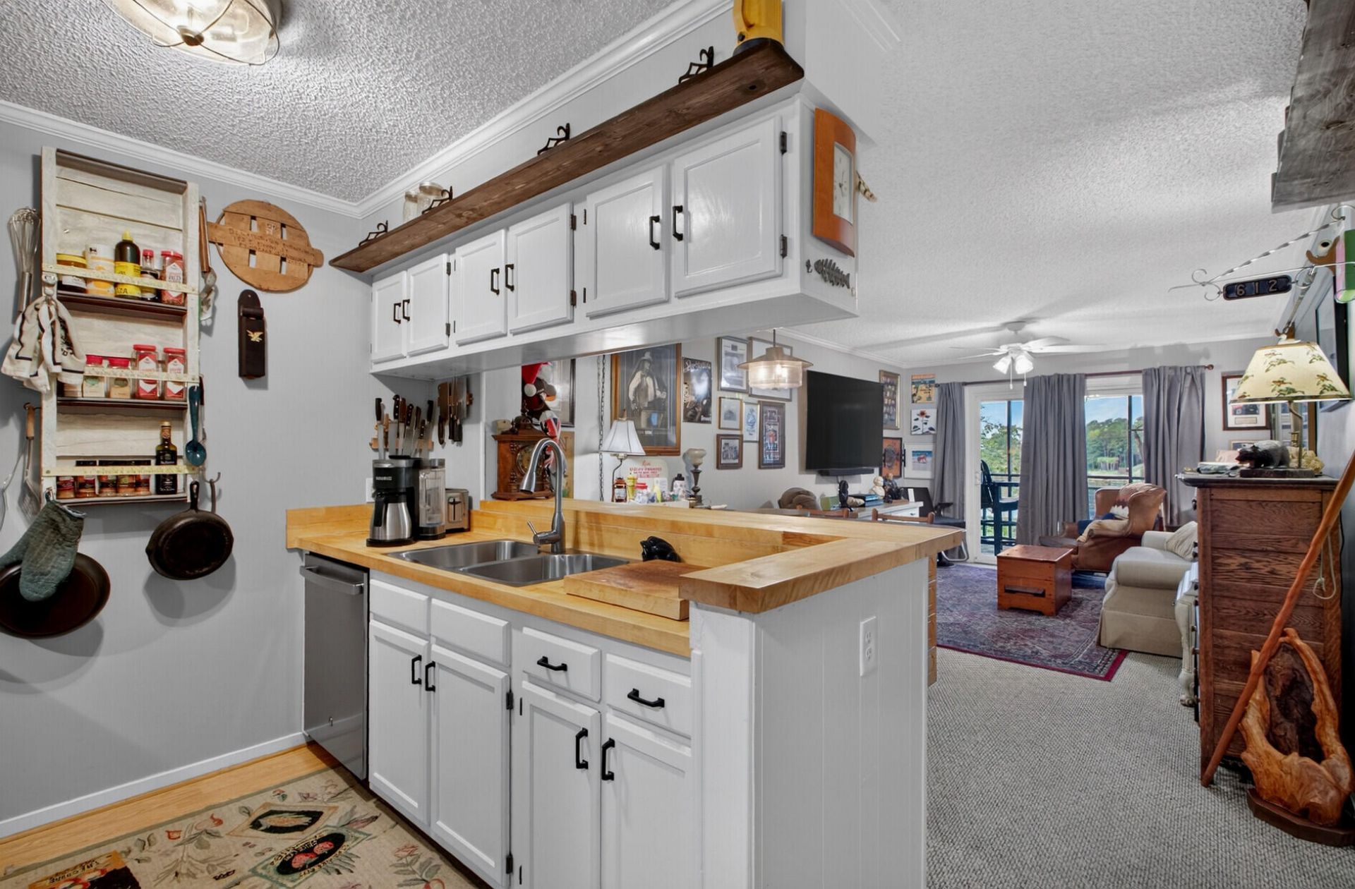 2204 Cypress Pointe Lane Photo 9