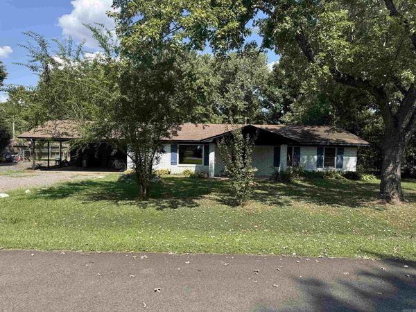 5 Ruth Drive , Conway, AR 72032