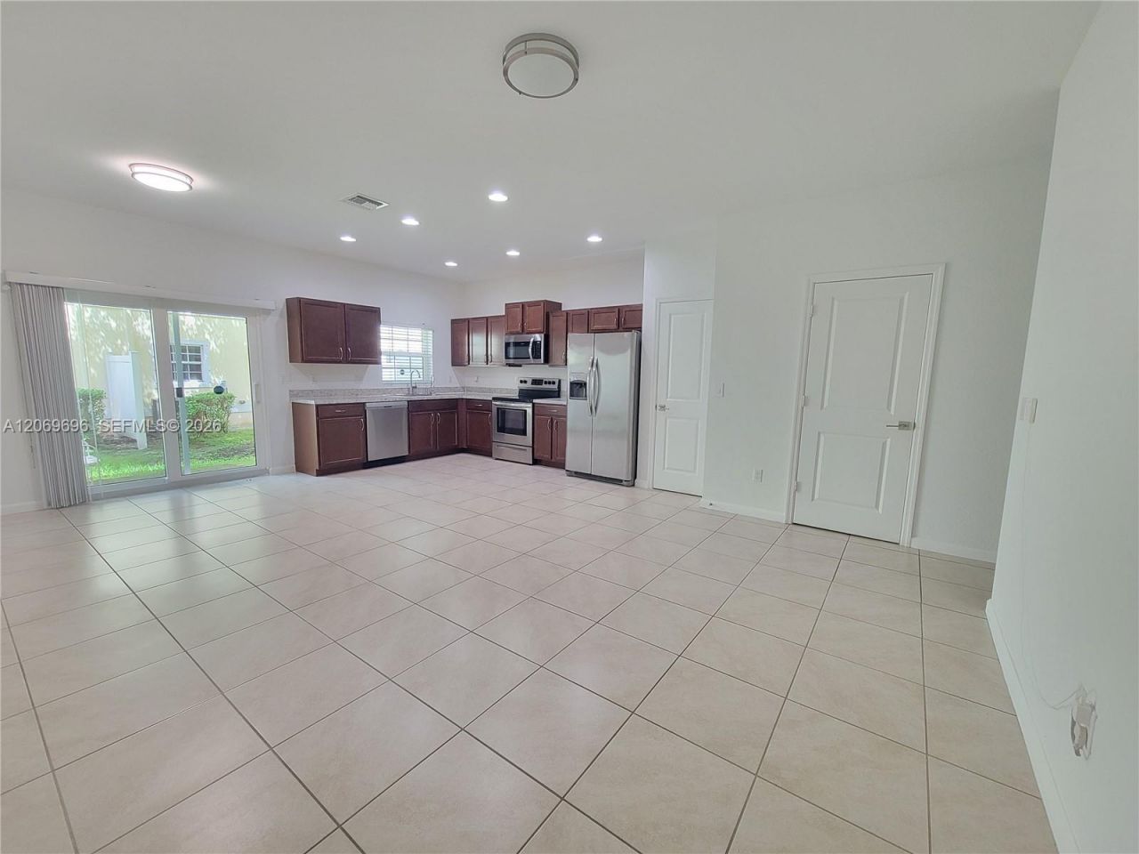 1107 NW 40th Ter, Unit 1107, Lauderhill, FL 33313 Photo