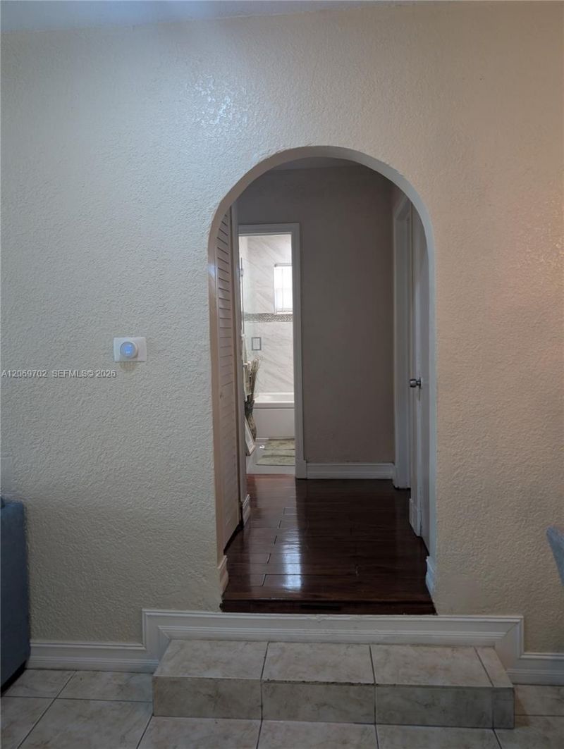 560 NW 184th Ter, Miami Gardens, FL 33169 Photo