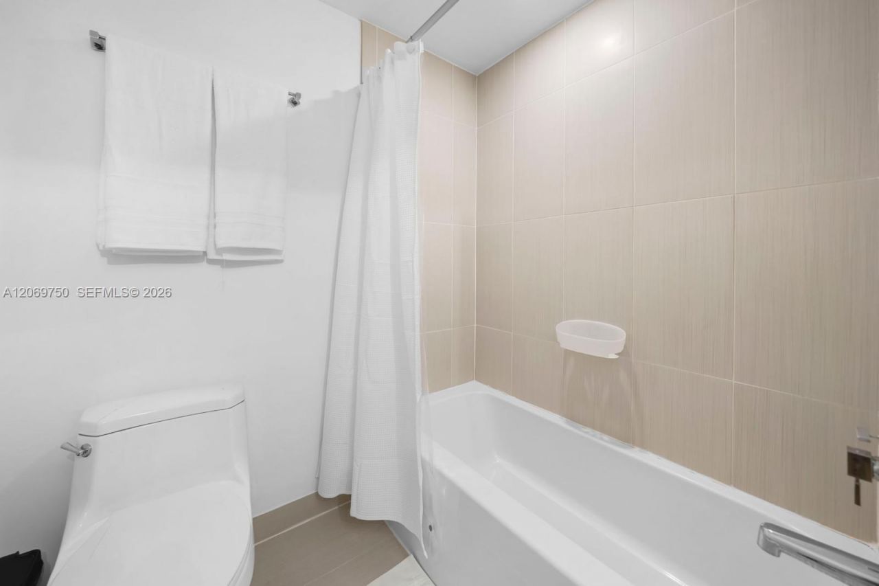 3250 NE 1st Ave , Unit 1104, Miami, FL 33137 Photo