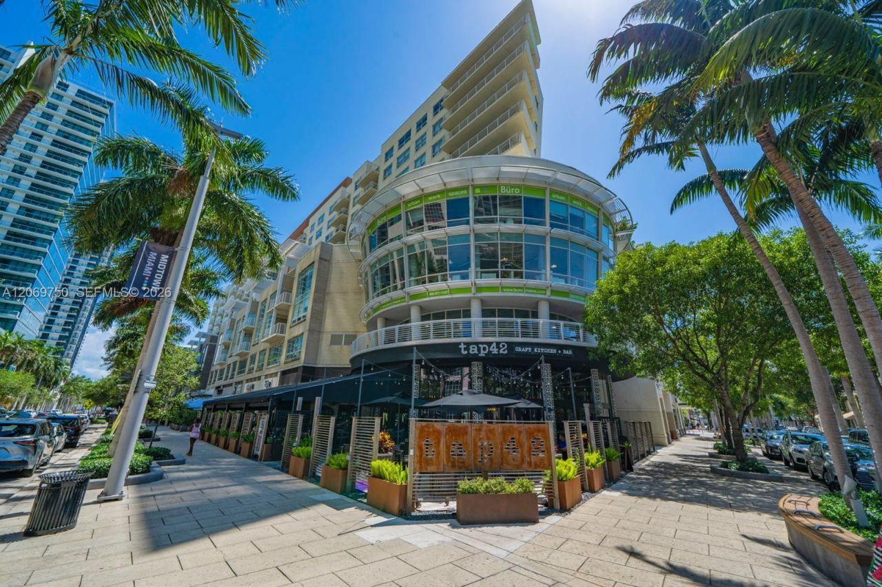 3250 NE 1st Ave , Unit 1104, Miami, FL 33137 Photo