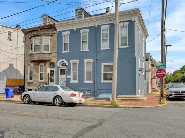 526 WINDSOR STREET, READING, PA 19601