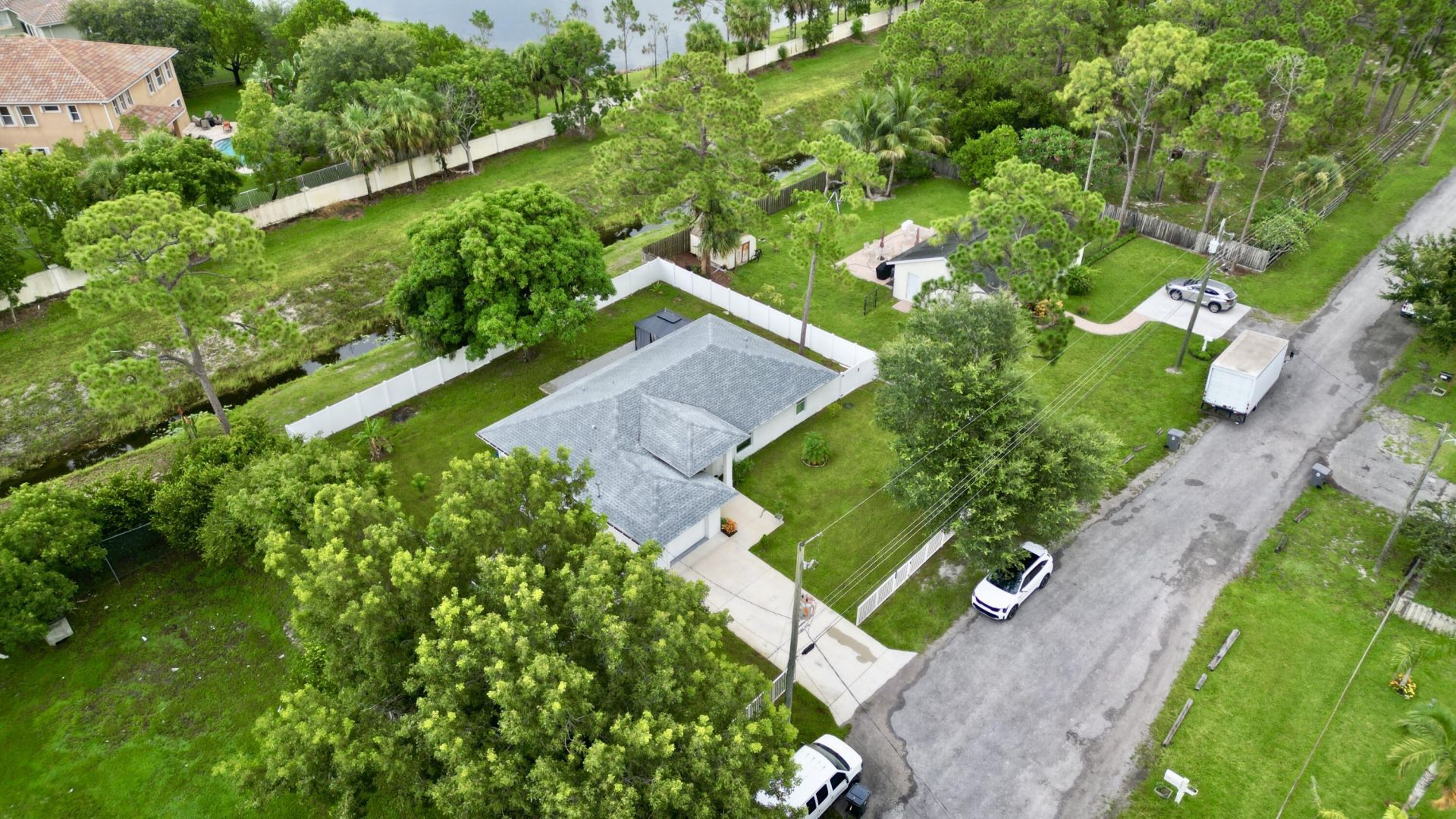 6539 Alexander Road, West Palm Beach, FL 33413 Photo