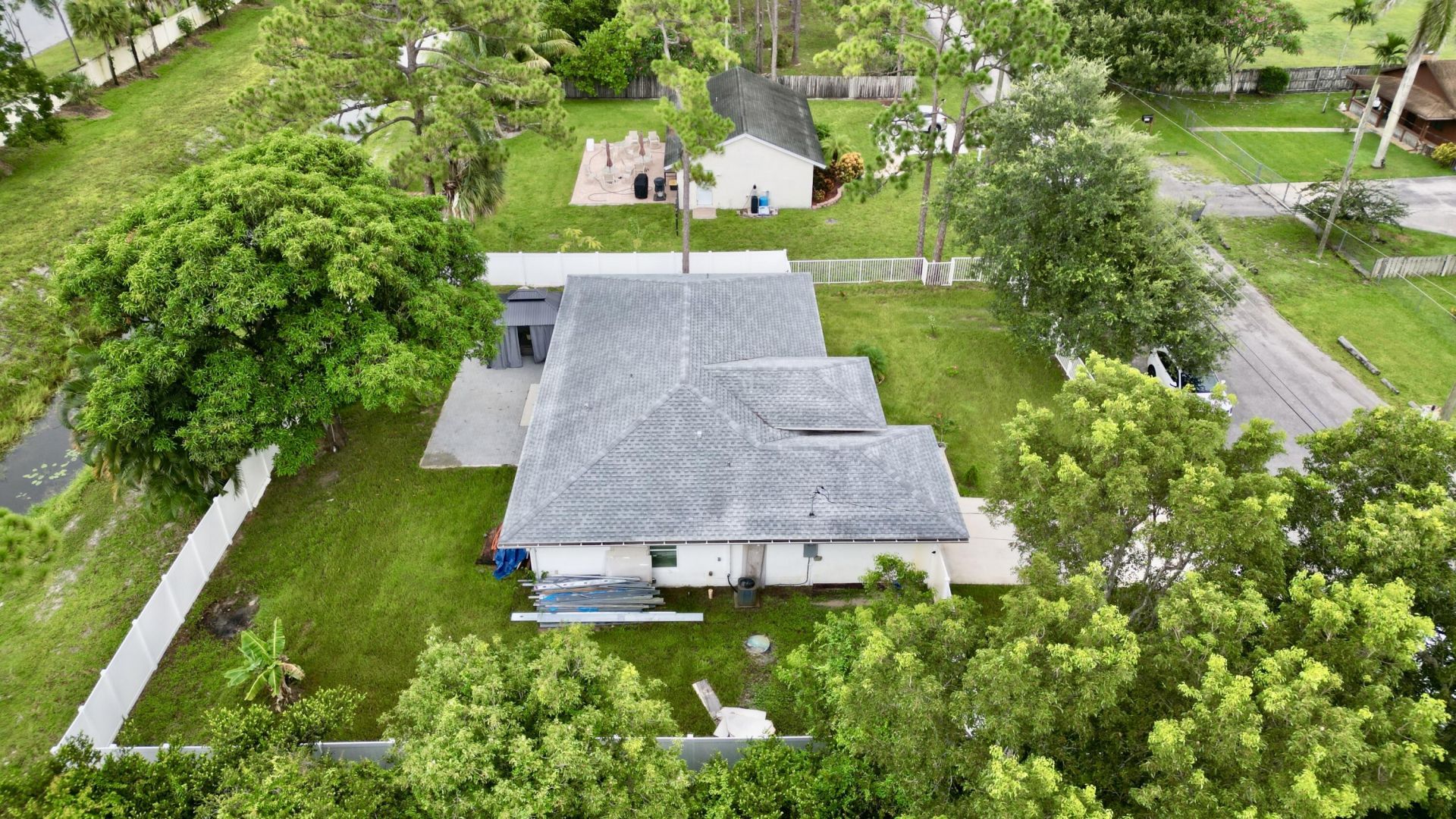 6539 Alexander Road, West Palm Beach, FL 33413 Photo