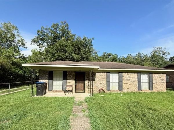 252 Hopi Street, Chickasaw, AL 36611