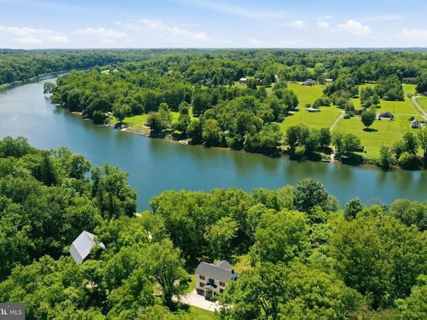 7900 AVIS MILL ROAD , WILLIAMSPORT, MD 21795