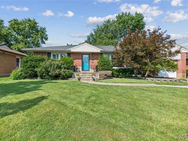 5215 Creighton Drive, St Louis, MO 63123