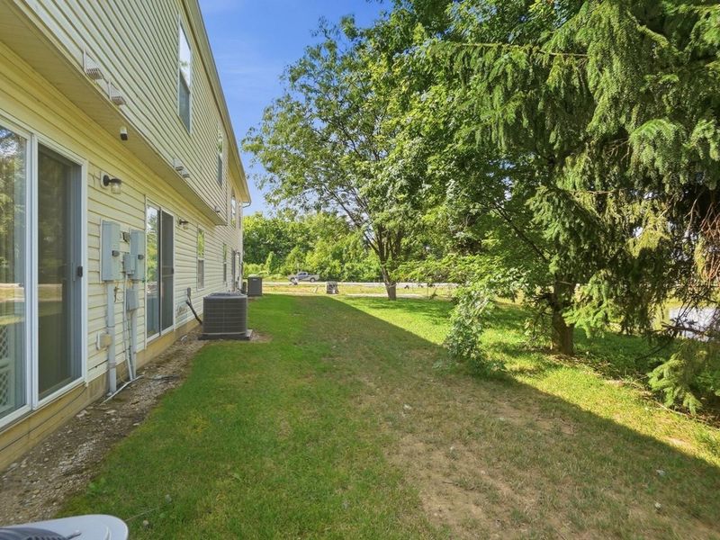 3303 Joshstock Drive, Unit 3303C, Columbus, OH 43232 Photo 27