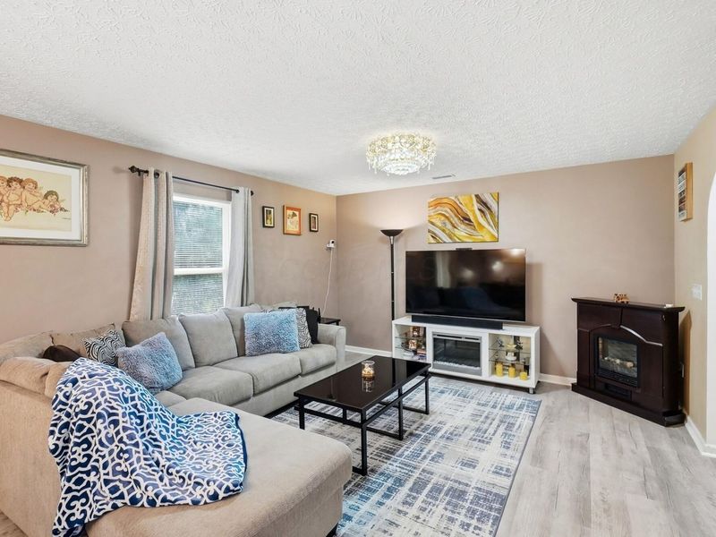 3303 Joshstock Drive, Unit 3303C, Columbus, OH 43232 Photo 3
