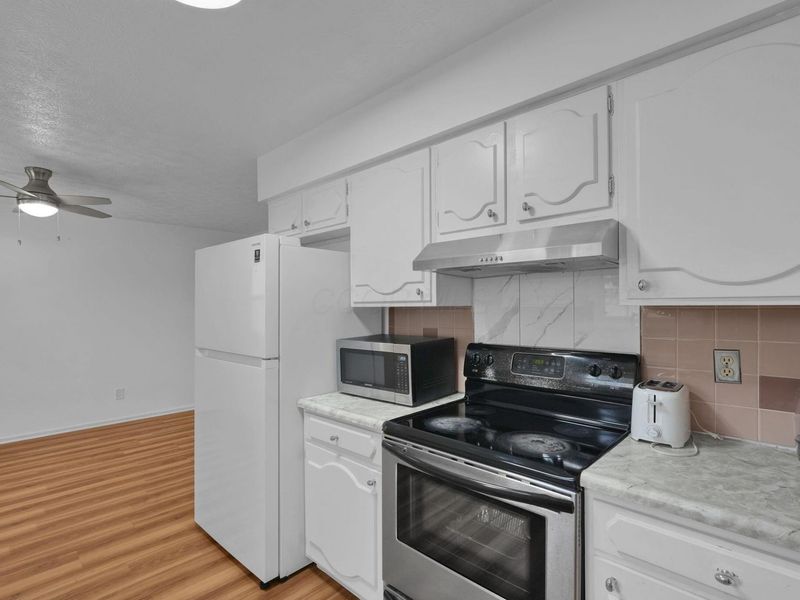5828 Satinwood Drive , Columbus, OH 43229 Photo 10