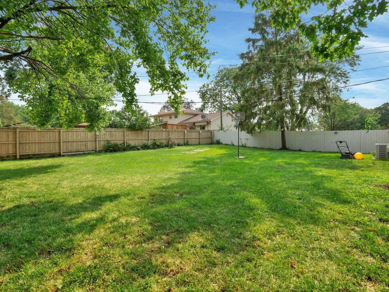 5828 Satinwood Drive , Columbus, OH 43229 Photo 35