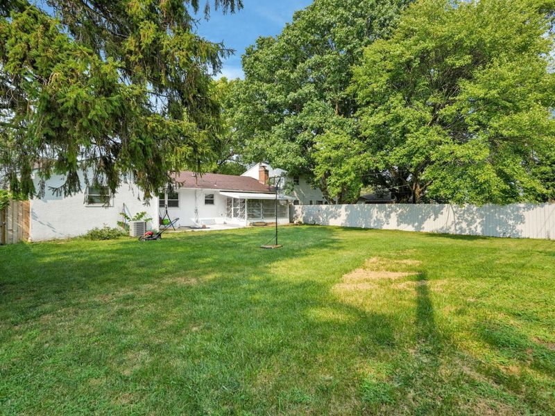 5828 Satinwood Drive , Columbus, OH 43229 Photo 36
