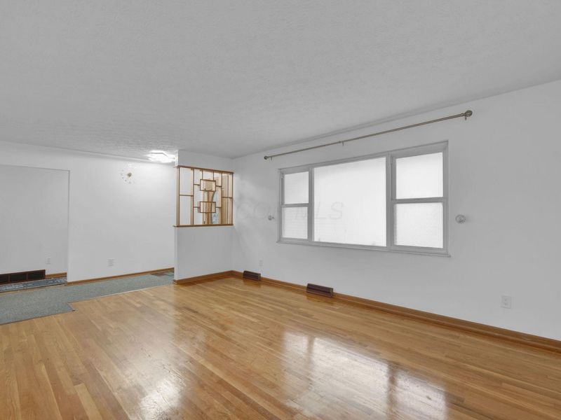 5828 Satinwood Drive , Columbus, OH 43229 Photo 6
