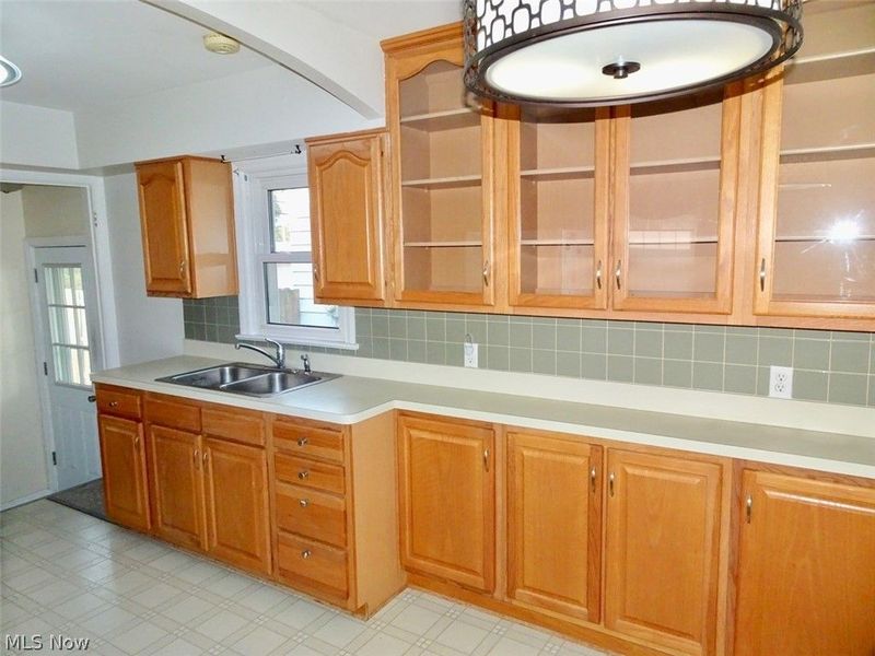 1610 Mayview Avenue, Cleveland, OH 44109 Photo 11