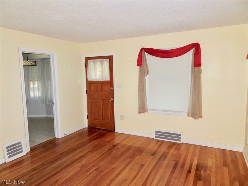 1610 Mayview Avenue, Cleveland, OH 44109 Photo 16