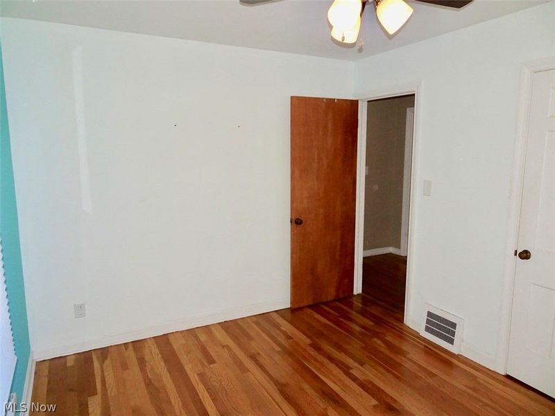 1610 Mayview Avenue, Cleveland, OH 44109 Photo 26