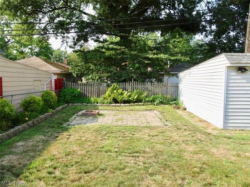 1610 Mayview Avenue, Cleveland, OH 44109 Photo 6