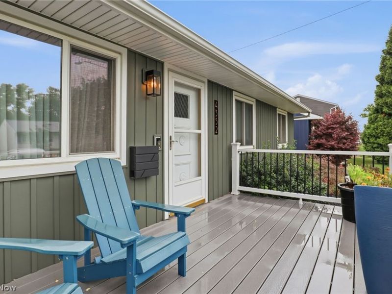 4352 Sky Lane Drive, Cleveland, OH 44109 Photo 4