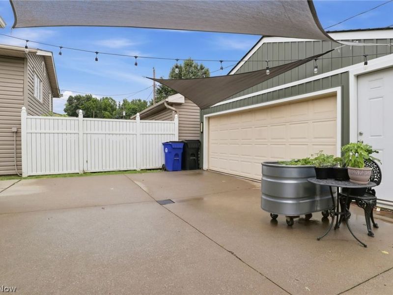 4352 Sky Lane Drive, Cleveland, OH 44109 Photo 40