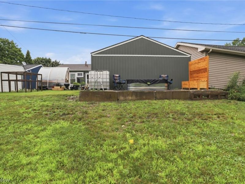 4352 Sky Lane Drive, Cleveland, OH 44109 Photo 41
