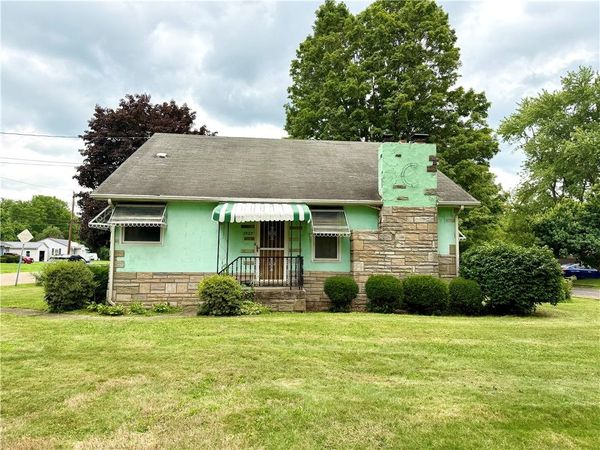 1527 Maple Avenue , Elmira, NY 14904