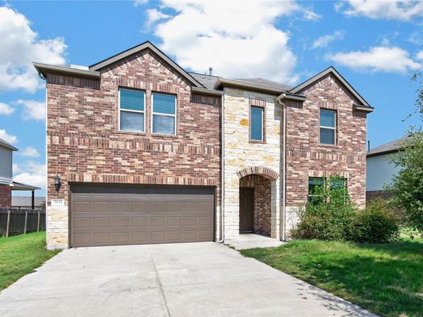 7634 Leonardo DR, Round Rock, TX 78665