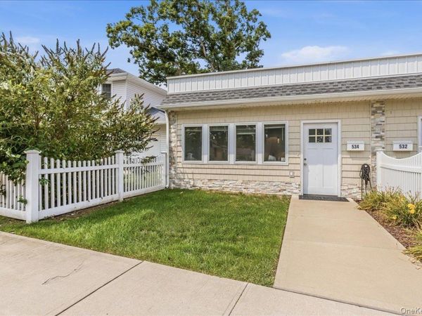 534 Bellmore Road , East Meadow, NY 11554