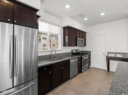 200 Mark Jeffrey Lane, Reno, NV 89503 Photo