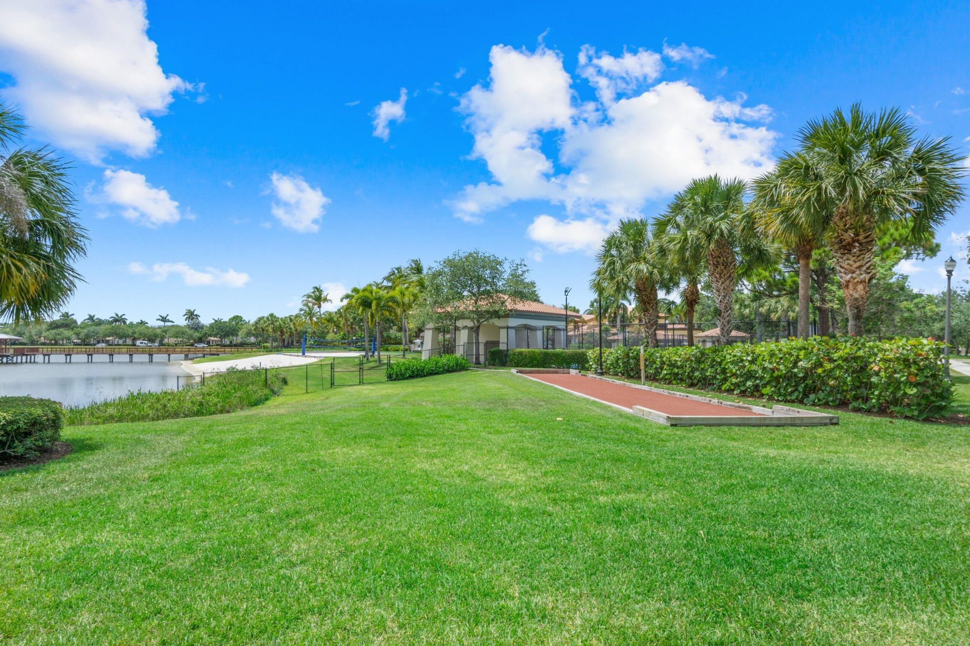 445 Pumpkin Drive, Palm Beach Gardens, FL 33410 Photo