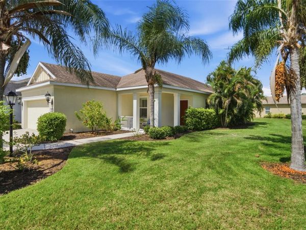 5002 BOSTON COMMON GLEN , BRADENTON, FL 34211