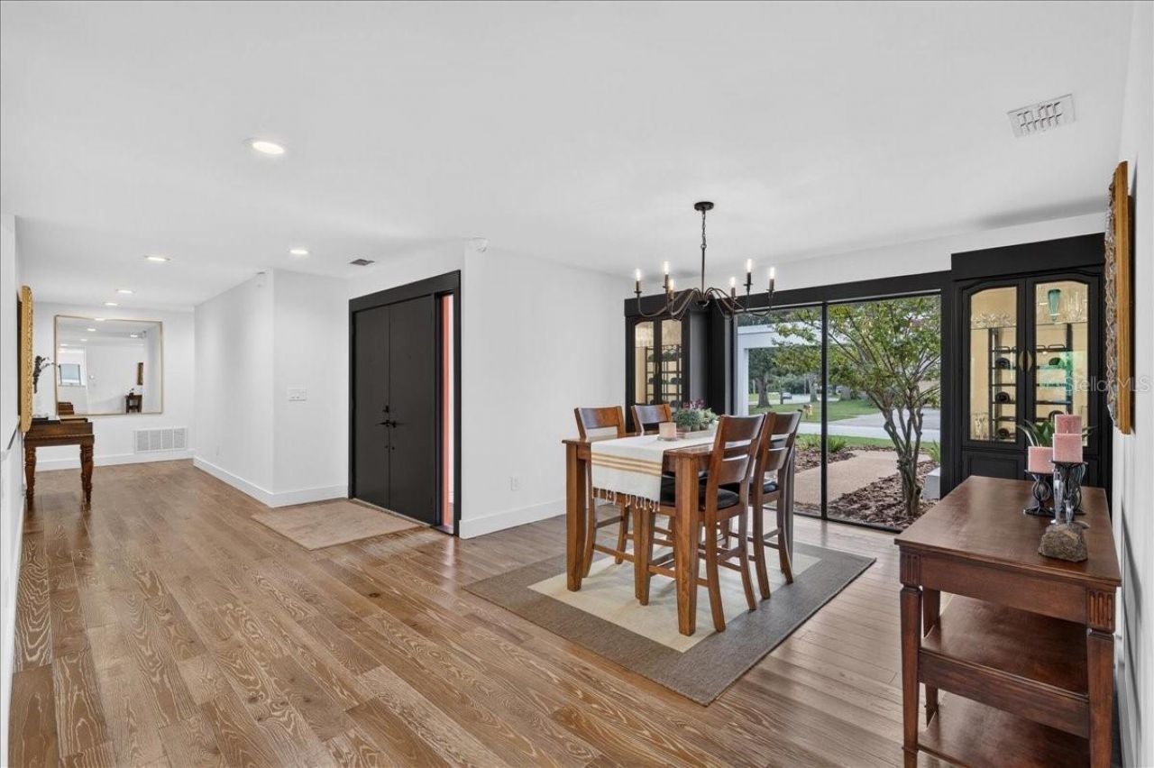 2862 Shady Oak Court, Clearwater, FL 33761 Photo