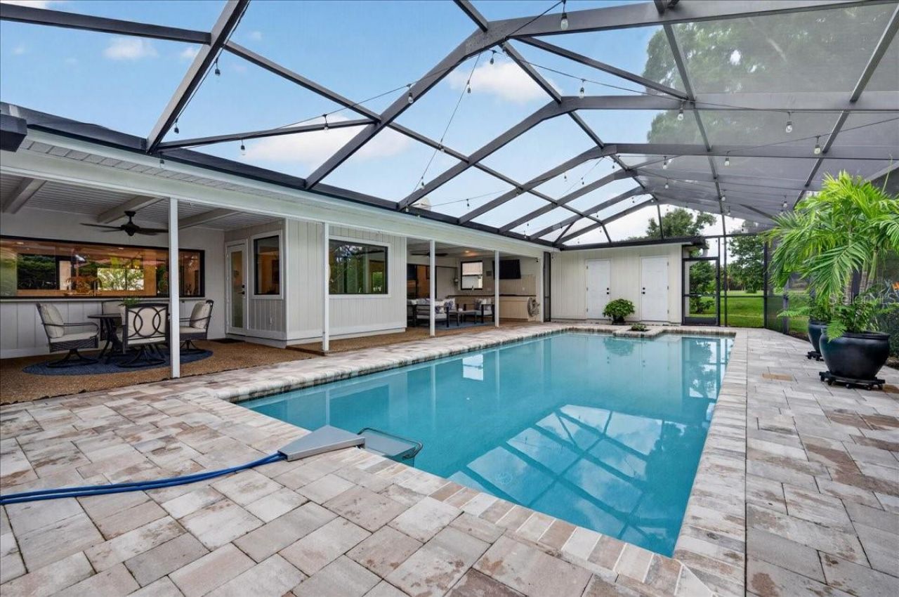 2862 Shady Oak Court, Clearwater, FL 33761 Photo