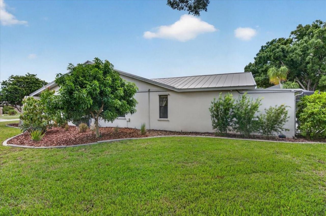2862 Shady Oak Court, Clearwater, FL 33761 Photo