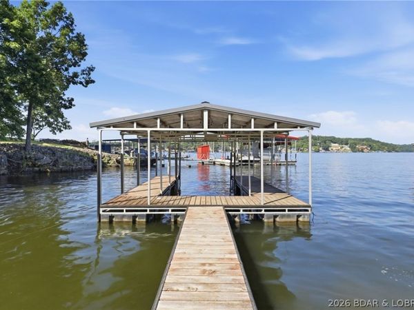 27866 Lyndsey Lane, Rocky Mount, MO 65072