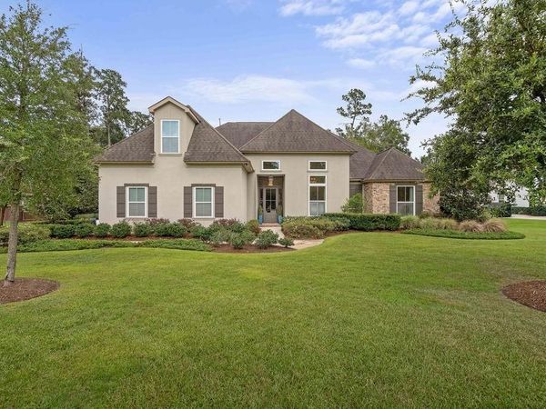 330 N TALLOWWOOD Drive, Covington, LA 70433