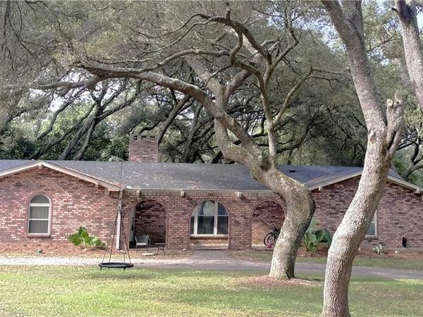 7401 Fir Drive, Saraland, AL 36571