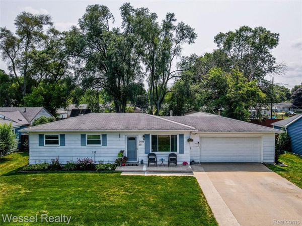 2444 Howe Street, Shelby Township, Mi 48317