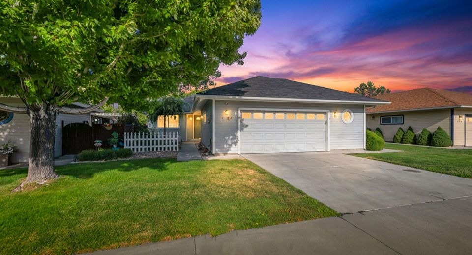 1784 Mahogany Circle, Minden, NV 89423 Photo